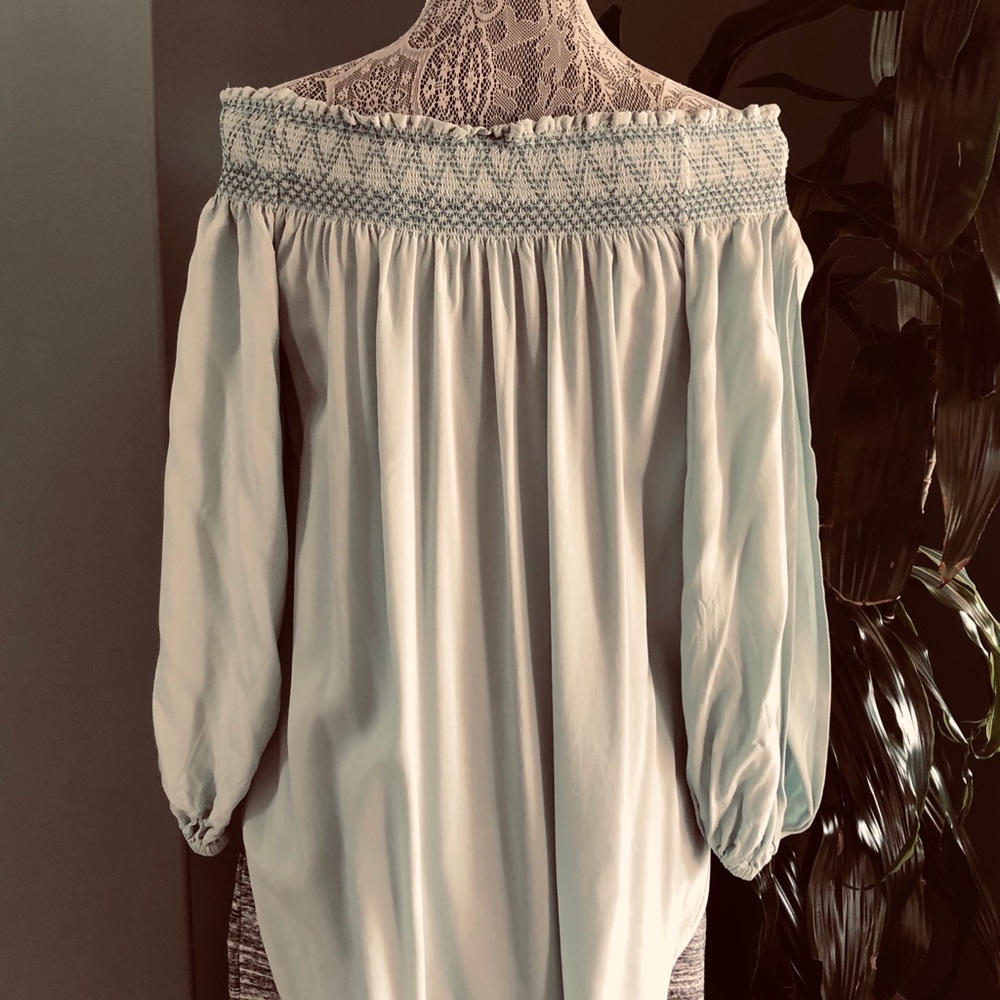 Blouse - Picture 2 of 4